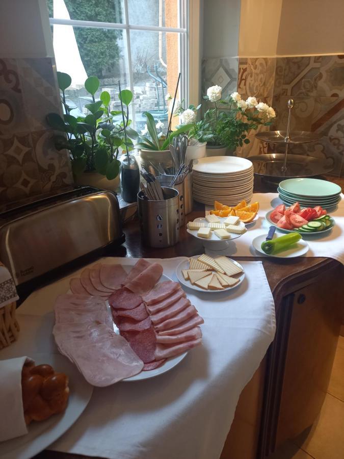 Europa Panzio Bed & Breakfast Eger Exterior foto